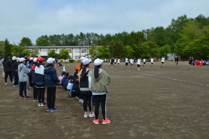 上春別小学校 中学生 かっこいい 運動会パフォーマンス見学 幼保小中連携 上春別小学校 別海町立小 中学校 幼稚園ブログ