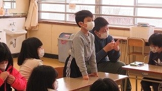 話し合いが進行中 そのに。 | 授業の様子 | 中春別小学校 | 別海町立小・中学校・幼稚園ブログ