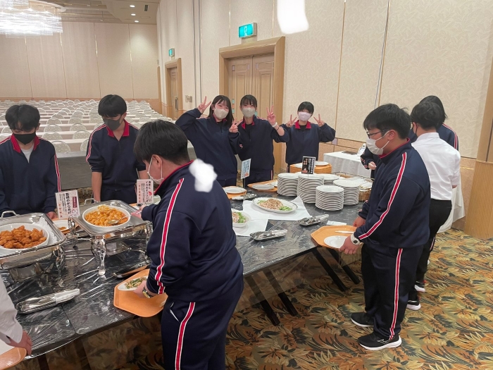 修学旅行その７ ホテルで夕食 | 行事 | 野付中学校 | 別海町立小・中学校・幼稚園ブログ